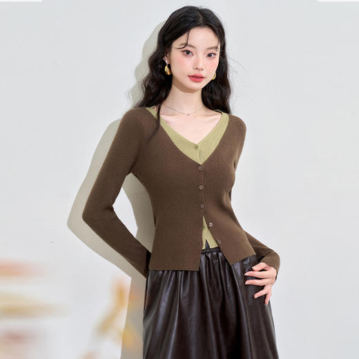 复古气质通勤风假两件撞色长袖针织衫女经典V领上衣V3442398 商品图0