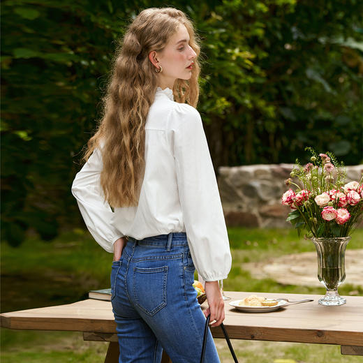 
OLrain欧芮儿法式长袖衬衫女秋季2024年新气质百搭复古圆领上衣 商品图2