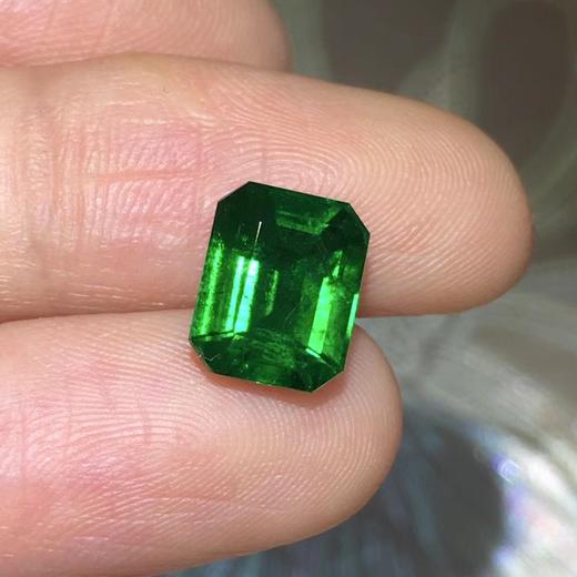 2.69ct 祖母绿裸石 商品图6