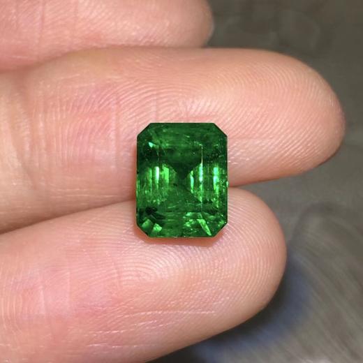 2.51ct 祖母绿裸石 商品图1