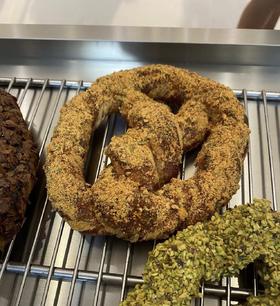 淄博烧烤味酥皮碱水结