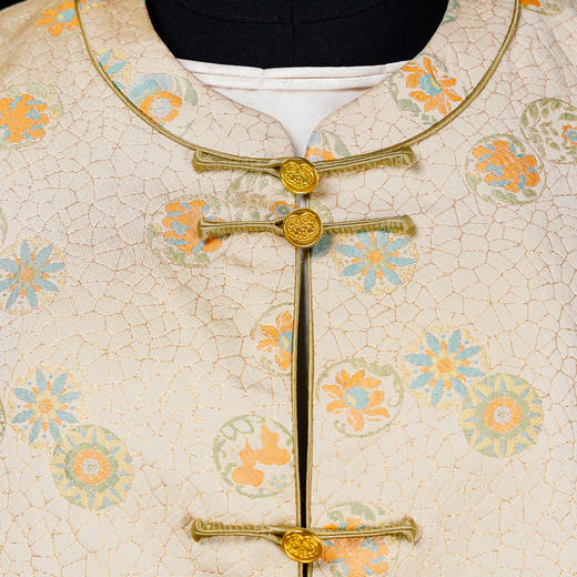 荷言HEYEN原创新中式 春昼 非遗宋锦真丝冰裂皮球纹马甲上衣高定 商品图3