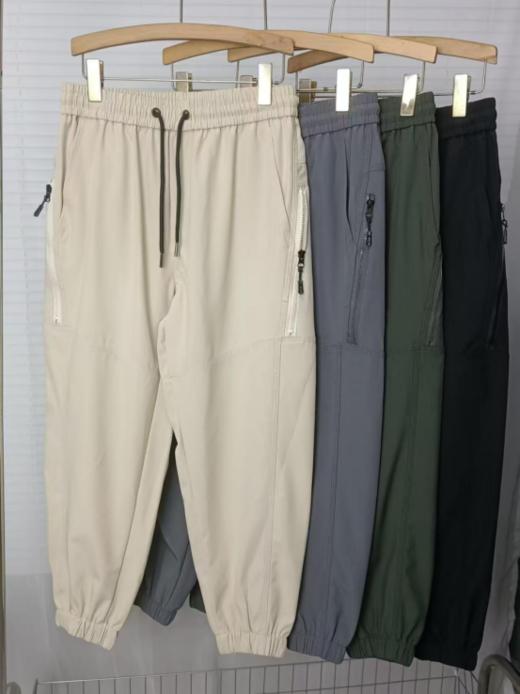 💥💥💥【真维斯情侣宽松水洗工装裤2468款】✅无论什么腿形，穿上就显瘦 ✅黑科技面料：不易皱，不闷热，户外抗风 商品图0