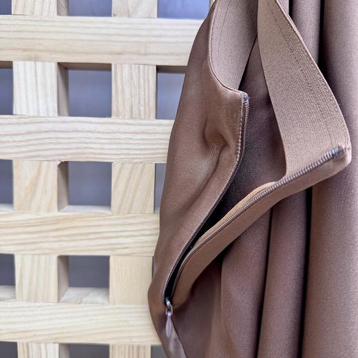 火桐hooton 金色年华 重磅醋酸半裙242BQ6203 商品图4