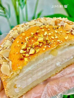 新疆必吃！【奶皮子酸奶蛋糕】奶香浓郁 外皮酥脆 奶酪丝滑 特色民族糕点 馅多料足 新疆版的希腊酸奶！