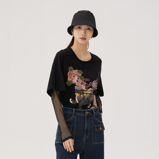 谜底假两件T恤长袖女2024秋新品复古风圆领宽松印花上衣243MT0968 商品图1