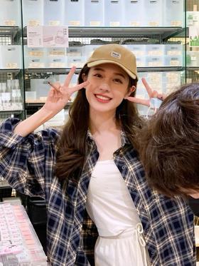 ✨初秋仙气白月光~独家定制版本❗【博主同款治愈藏青蓝格纹衬衫】格子控必入👉一眼就沦陷❗面料好质感~恰到好处的飘逸感🎈温柔韩系风yyds❗最