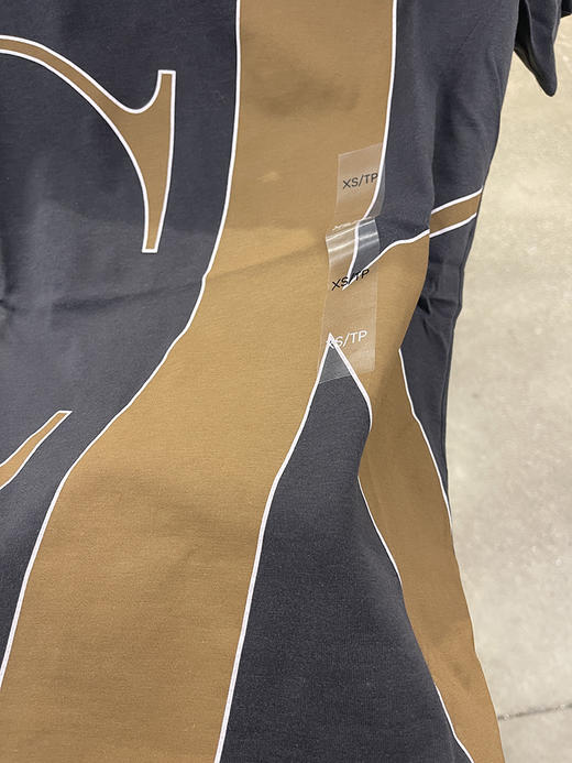 Calvin Klein/CK 女士夏季圆领大LOGO印花纯棉透气短袖T恤 商品图4