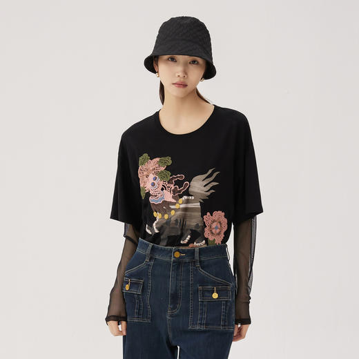 谜底假两件T恤长袖女2024秋新品复古风圆领宽松印花上衣243MT0968 商品图0