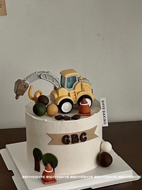 【臻品系列】---半翻糖【钻地机】送男孩、周岁生日蛋糕