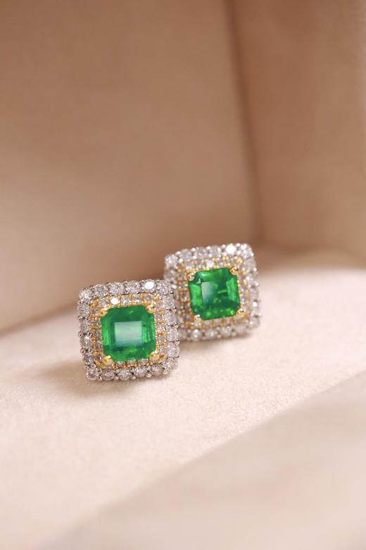 1.13ct 祖母绿耳钉 商品图1