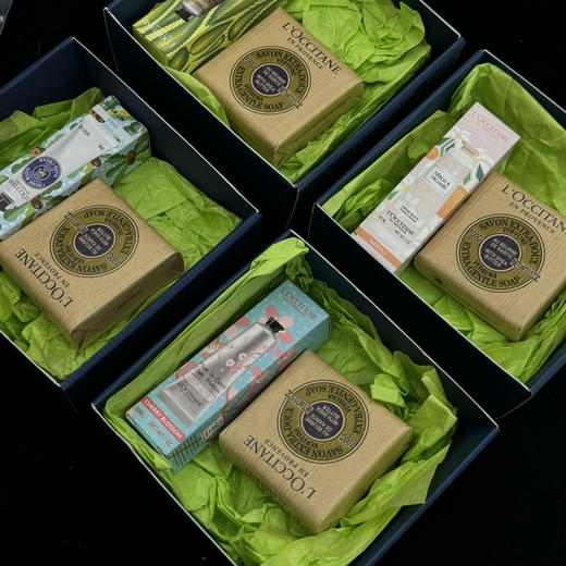 节日提前拍！漂漂亮亮的小礼盒 欧舒丹马鞭草香皂➕护手霜(随机) 商品图3