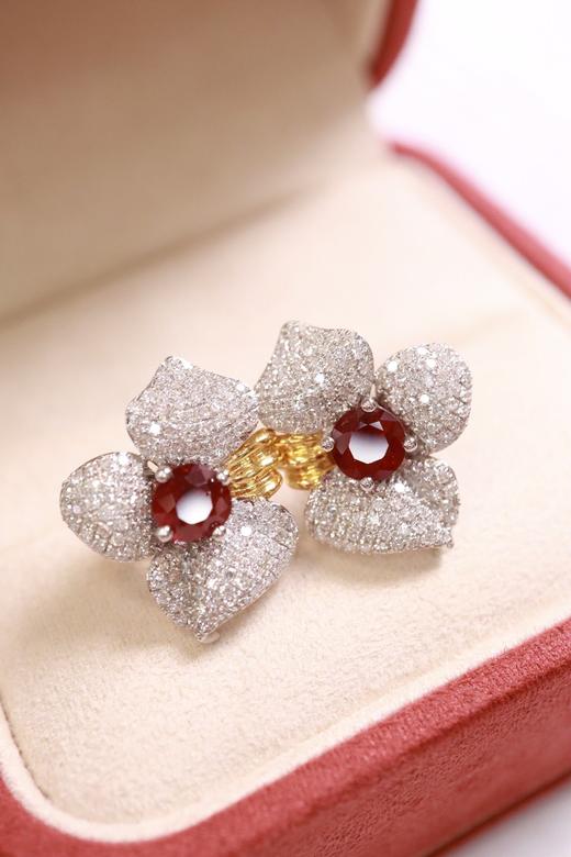 1.63ct 红宝石耳钉 商品图4