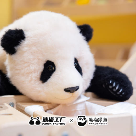 熊猫工厂 仿真熊猫玩偶 6月龄 福宝 仿真大熊猫玩偶送女友七夕情人节礼物毛绒玩具 商品图4