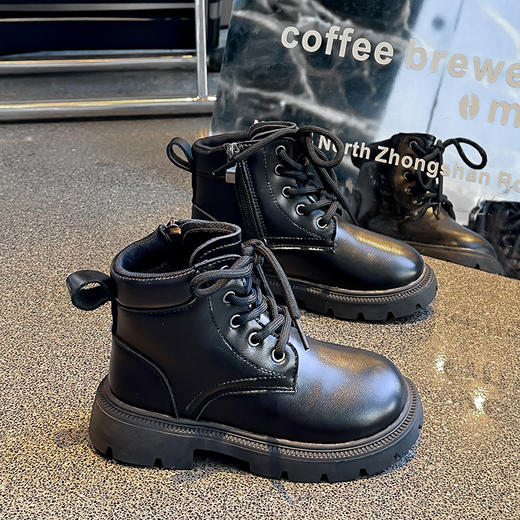 【英伦风格，时尚百搭】秋冬新款宝宝学步鞋 靴子侧拉链皮面小童短靴 英伦风儿童马丁靴-QQ 商品图5