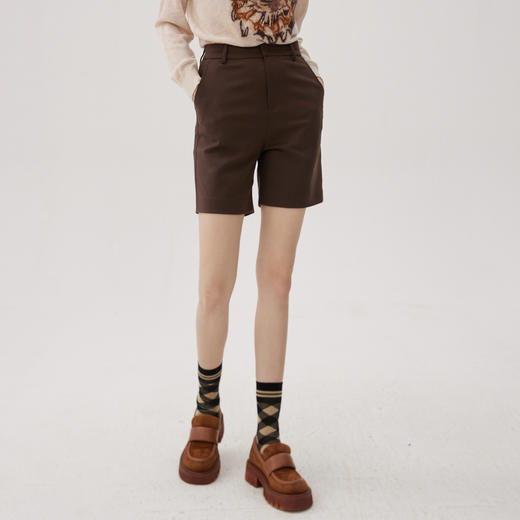 谜底短裤女士2024秋季新品通勤风简约时尚靴裤直筒裤子243MK1094 商品图3