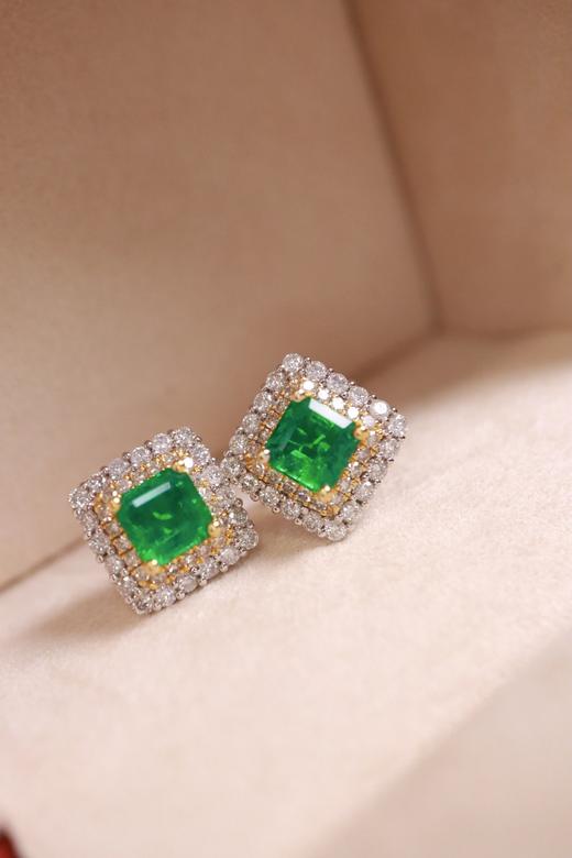 1.13ct 祖母绿耳钉 商品图0
