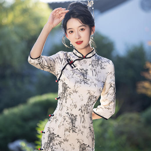 改良新款秋冬年轻款日常水墨仿醋酸抓花设计感优雅七分袖旗袍MLS6986 商品图1