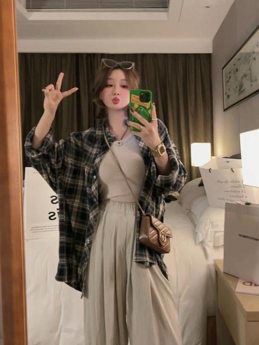 ✨初秋仙气白月光~独家定制版本❗【博主同款治愈藏青蓝格纹衬衫】格子控必入👉一眼就沦陷❗面料好质感~恰到好处的飘逸感🎈温柔韩系风yyds❗最 商品图5