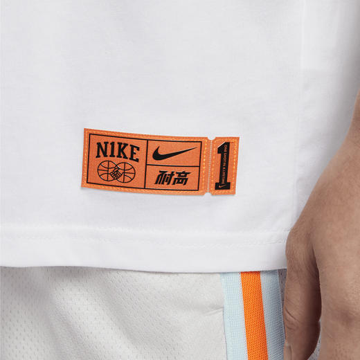 Nike/耐克男子夏季篮球训练舒适透气运动休闲短袖T恤HF6156-100 商品图4