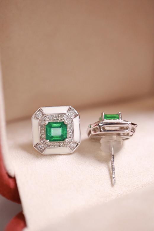 0.91ct 祖母绿耳钉 商品图6