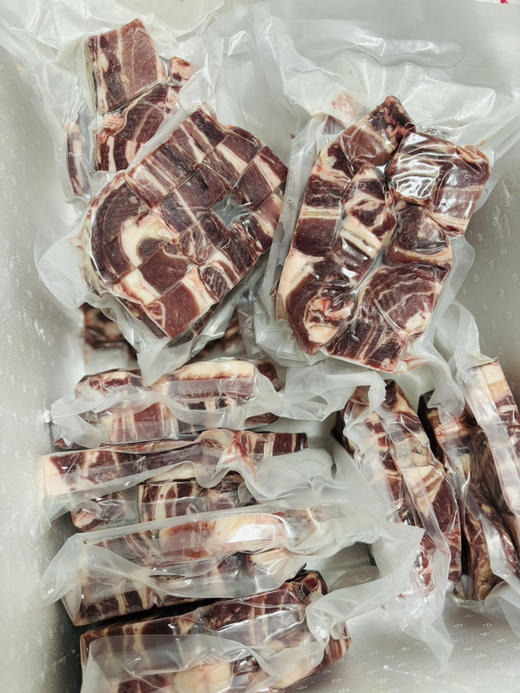 巴西瘦牛腩 小块切好啦，入锅炖扑鼻奶香，嫩而不烂，Q而不柴，好肉啊 商品图2