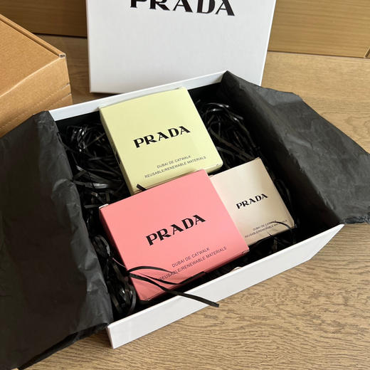 Prada线下高级会员礼盒扩香石丝巾 商品图3