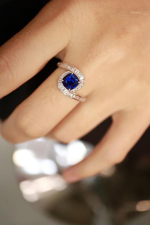 1.11ct 蓝宝石戒指 商品图8