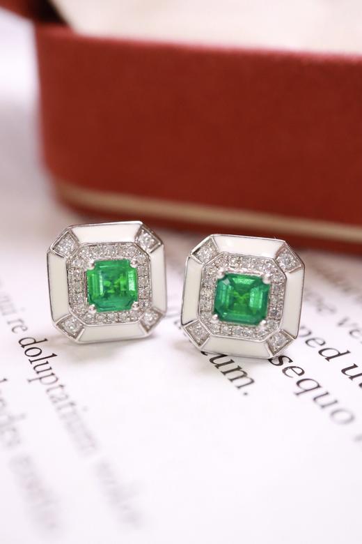 0.91ct 祖母绿耳钉 商品图5