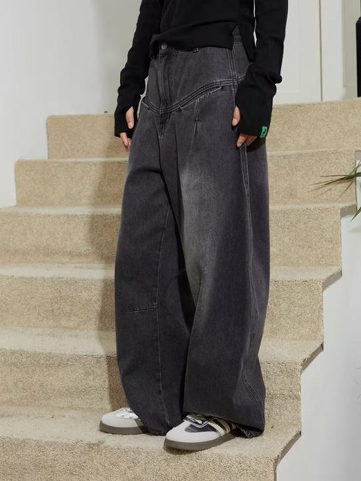 Mood Like Me/MNZ2409/弯刀廓形弧形口袋设计黑色洗水牛仔裤 商品图0