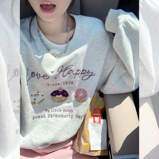 <曾小咸推荐>现货秒杀 ！微信超特价！韩系绣花字母卫衣  日常169.99 立减80 秒杀89.99！！ 商品图1