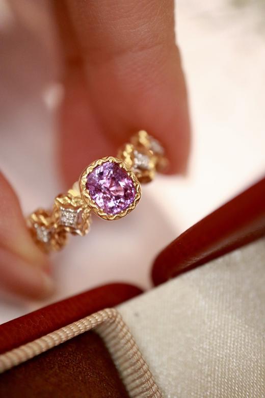 1.05ct 蓝宝石戒指 商品图1