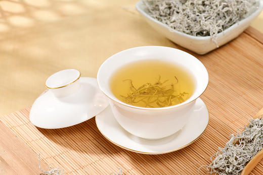 【定制莓茶】手工采摘 只取嫩芽芽尖 0茶多酚 无需洗茶  直接热水冲泡 入口微苦 回甘甜 80g/袋 自喝送礼佳 商品图5