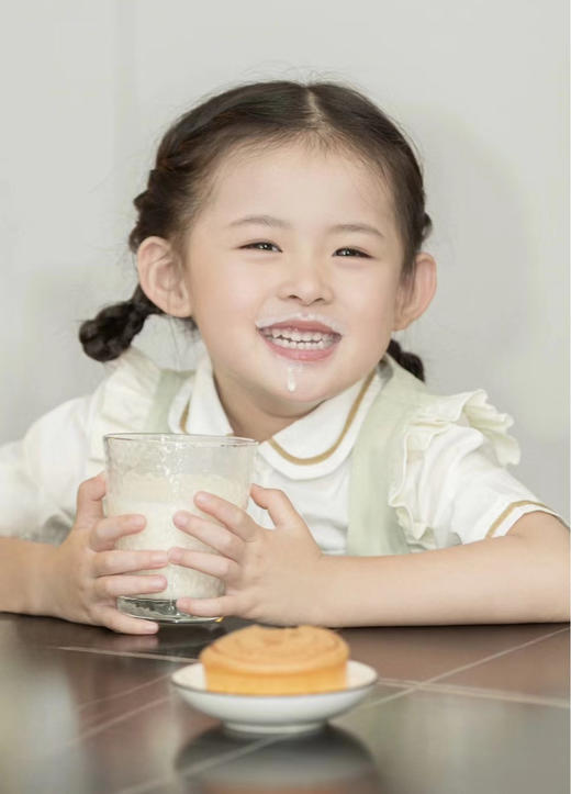 圆圆超爱喝的高钙牛奶！亲测巨香浓!!!【牛小赞供销社联名款纯牛奶】大人儿童都爱喝！每盒补充7.2g蛋白质+200mg钙❗无腥味，奶香浓郁0添加！配料表只有生牛乳 商品图4