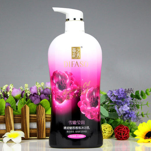 蒂花之秀沐浴露800g 精油魅惑香氛男女学生补水保湿沐浴乳 商品图2