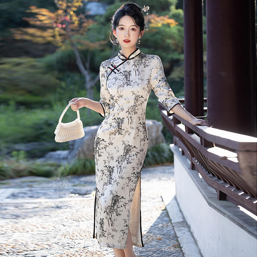 改良新款秋冬年轻款日常水墨仿醋酸抓花设计感优雅七分袖旗袍MLS6986 商品图4
