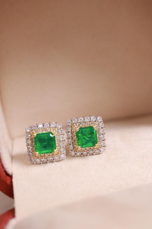 1.13ct 祖母绿耳钉 商品图4