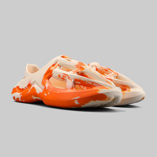 【买1送3双马拉松运动袜】卡尔星人运动拖鞋 柔软舒适 帅气有形！踩屎感捡漏 外贸洞洞鞋男夏季外穿运动休闲开车防滑耐磨厚底凉鞋--LC14KL05 商品图2