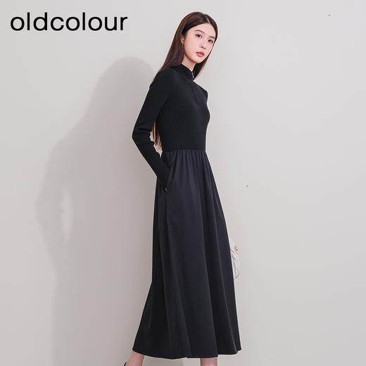 oldcolour冬季新款黑色拼接修身高腰A字长款针织连衣裙P421001A1 商品图1