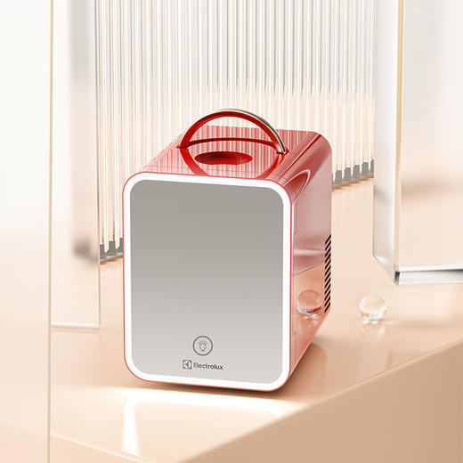 伊莱克斯 MLN6110 迷你小冰箱 商品图1