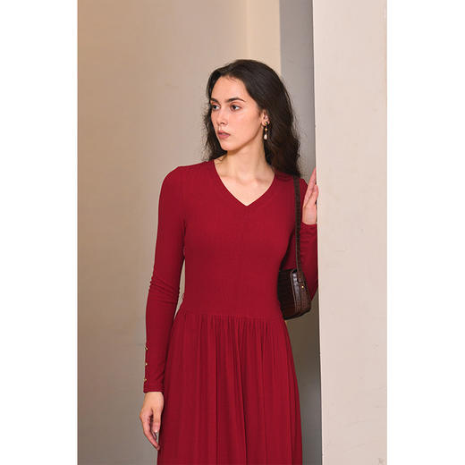 HeyDress法式针织连衣裙女秋季V领肌理芭蕾舞风优雅红色长袖裙子 商品图2