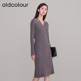 oldcolour冬季新款纯色优雅简约气质V领长款针织连衣裙P441001A1