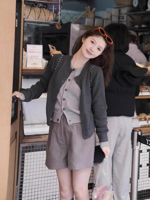 气质灰假两件开衫 商品图2