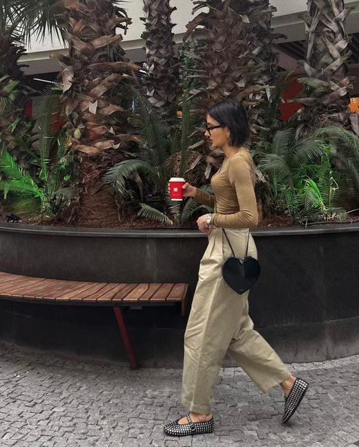 86-1 alaia 设计师款 满钻 玛丽珍芭蕾鞋 肥脚也准码 我36.5穿37 极限特惠 商品图14