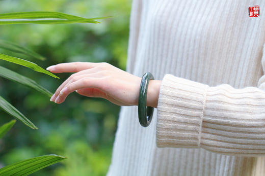 和田青玉手镯  圈口：56mm 商品图4