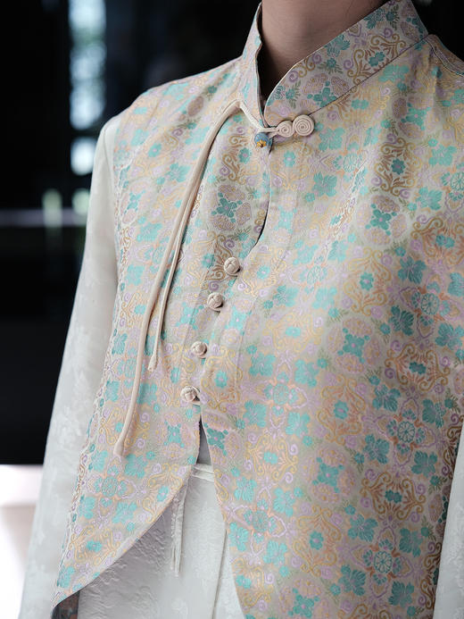 盛唐婧 |真丝宋锦如意纹马甲 商品图1