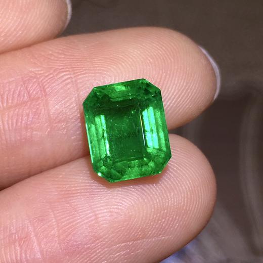 3.08ct 祖母绿裸石 商品图5
