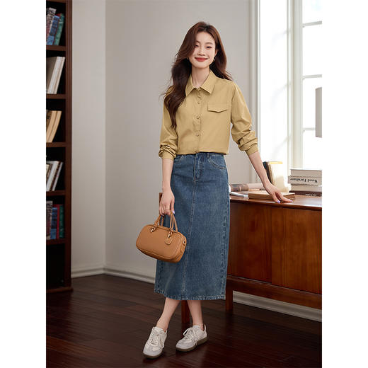 【年终特卖】熙世界卡其色天丝衬衫长袖小个子法式衬衣短款上衣2025秋季新款 商品图3