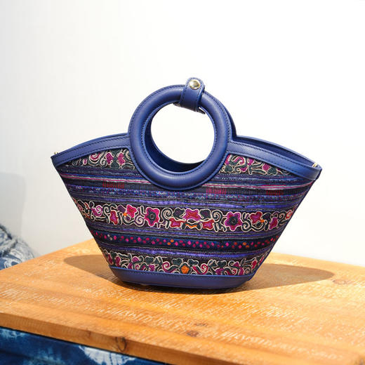 深山集市原创手作 盘线绣蓝色圆柄包HY05030147 商品图1