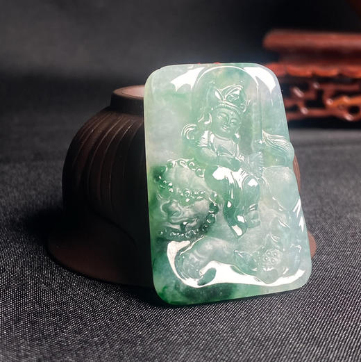 10237 翡翠飘花大智文殊菩萨 商品图0